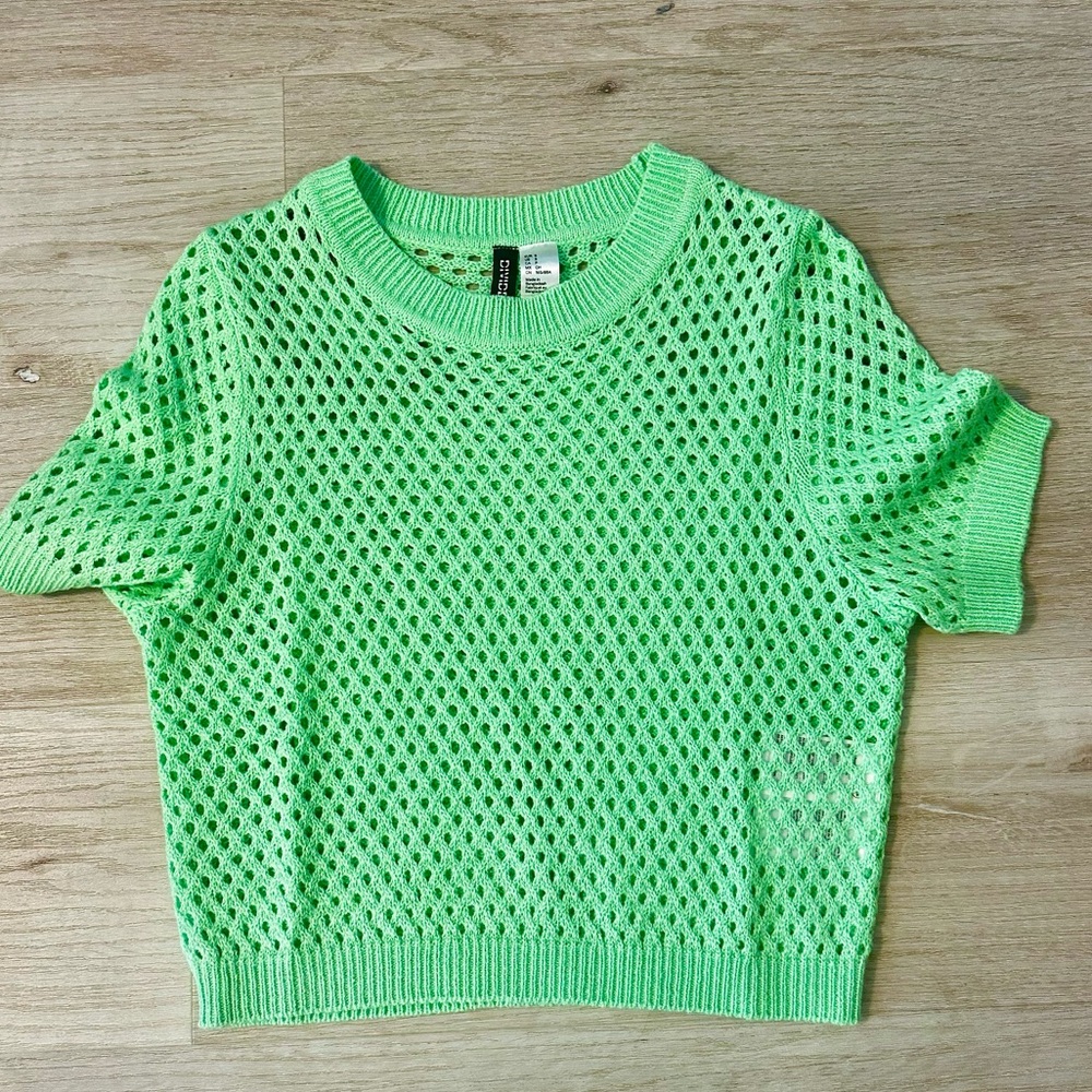 Divided H&M lime green hole knit crop top size Small